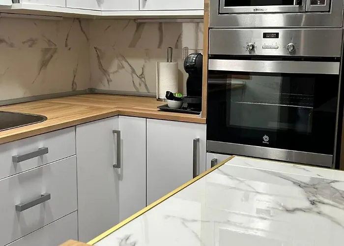 Carla Homes 코르도바